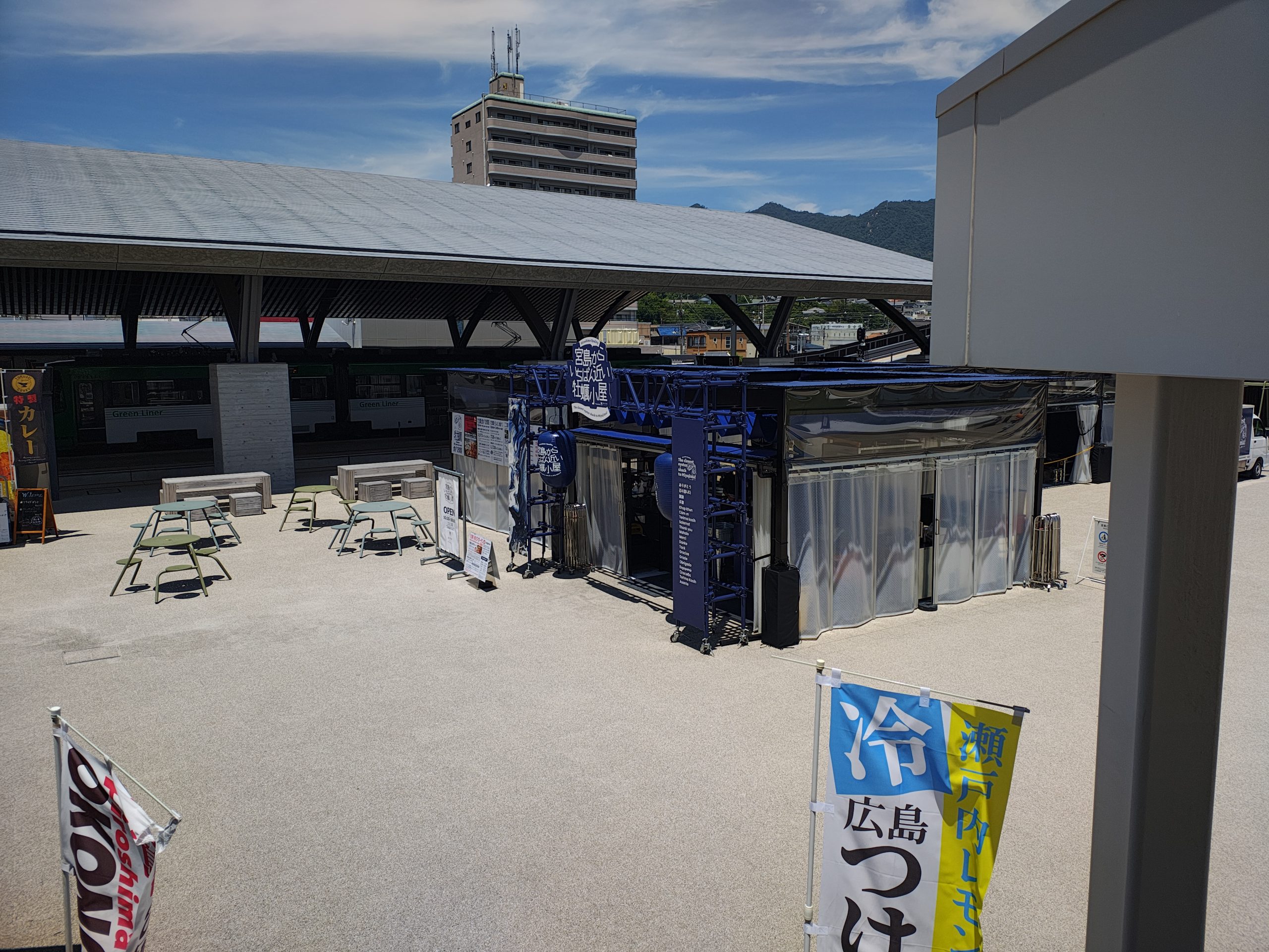 宮島からいちばん近い牡蠣小屋